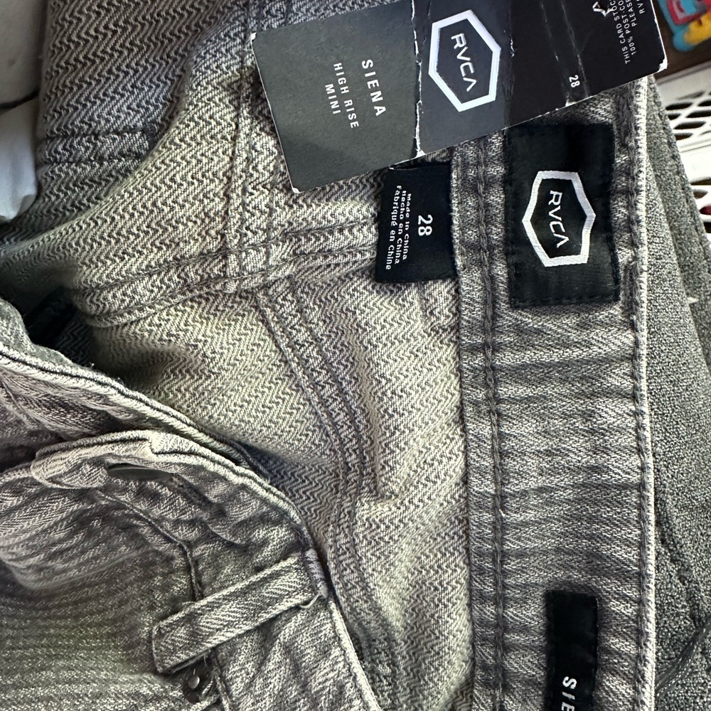 RVCA Charcoal Herringbone skirt